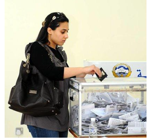 من يستفيد من صوت المرأة في الانتخابات الكويتية؟