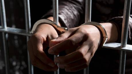 التحقيق في فرار سجين من محبسه في تونس