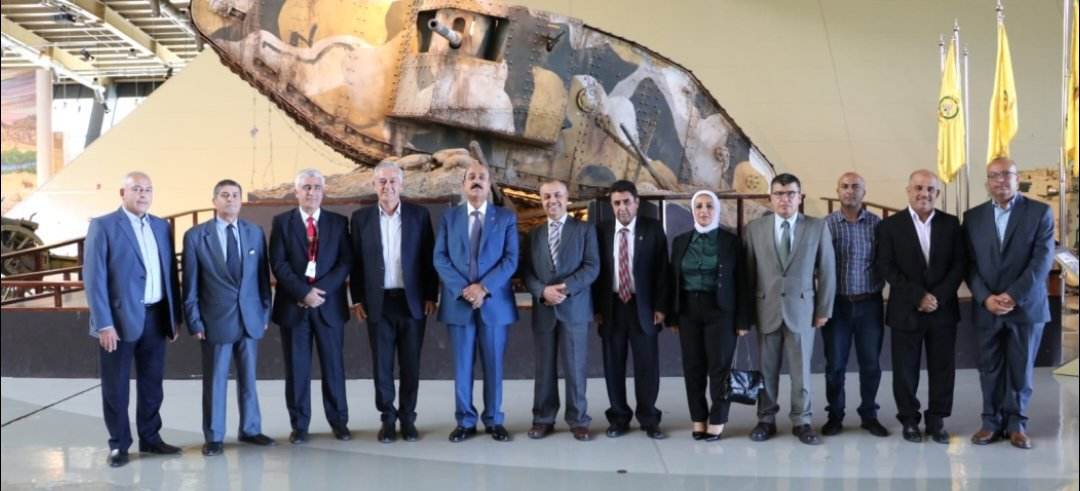 مدير عام مؤسسة المتقاعدين العسكريين يزور متحف الدبابات الملكي