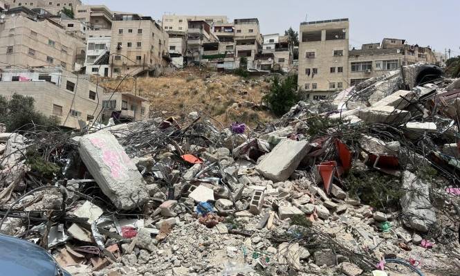 الاحتلال يجبر 5 عائلات مقدسية على هدم منازلها في سلوان