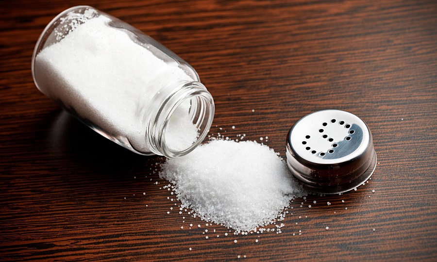 ماذا يحدث عند التخلي تماماً عن الملح؟