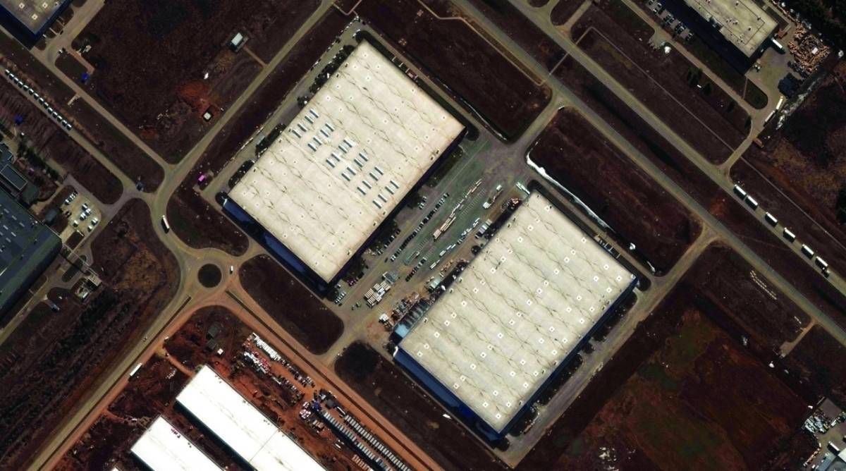 البيت الأبيض: إيران تساعد روسيا في بناء مصنع مسيّرات