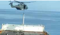 القوات الايطالية تنقذ سفينة احتجزها مهاجرون