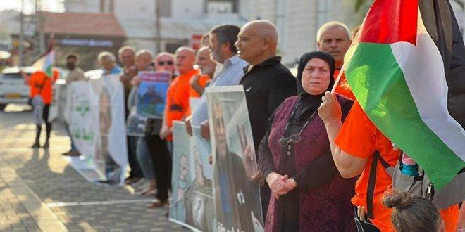 وقفة في رام الله دعماً للأسرى الفلسطينيين في معتقلات الاحتلال