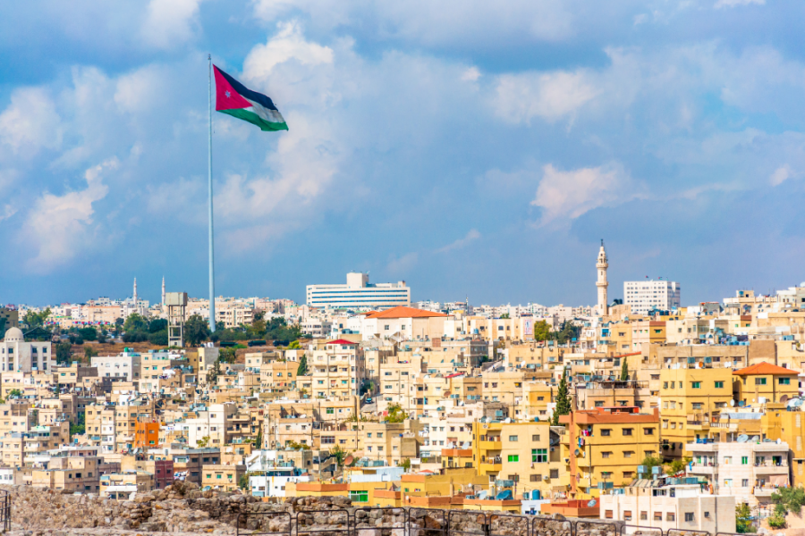 طقس مستقر وانخفاض على درجات الحرارة الاحد