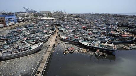 مصرع 25 شخصا على الأقل جراء الفيضانات في باكستان