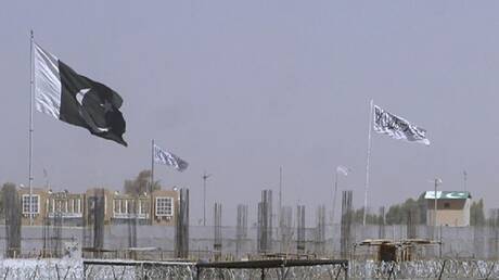 مقتل 3 جنود باكستانيين و3 مسلحين في اشتباك على الحدود الأفغانية