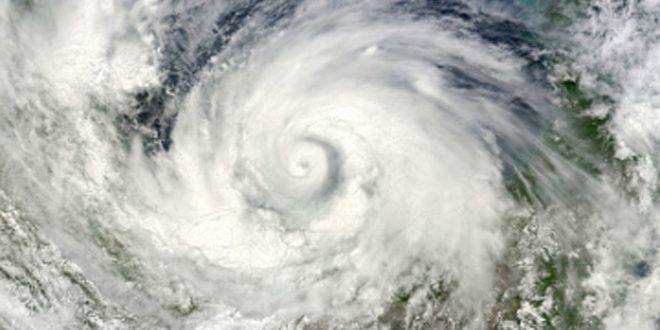 اليابان تحذر من إعصار غوتشول