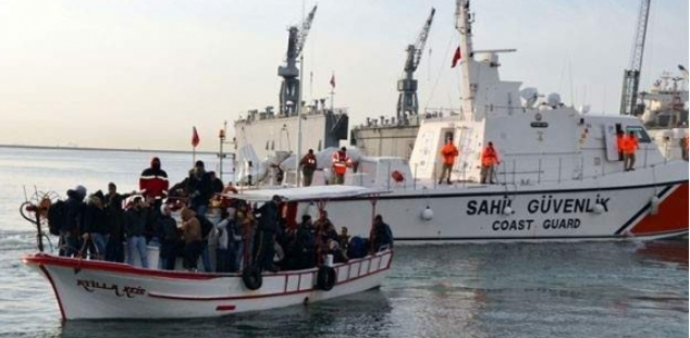 خفر السواحل التركية تنقذ 88 مهاجرا قبالة سواحل إزمير