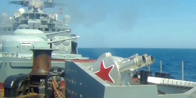 أسطول المحيط الهادئ الروسي يجري تدريبات عسكرية مضادة للغواصات