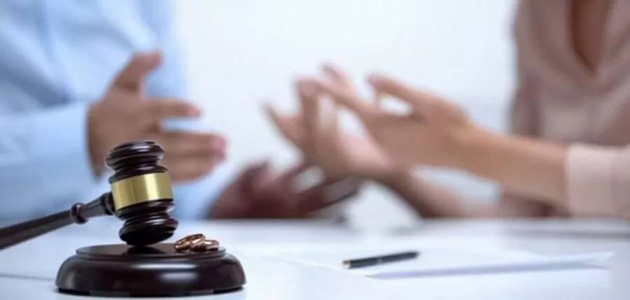بعد مرور 20 عاما من العيش في بيت الزوجية..اردنية تكتشف أنها مطلقة منذ خطبتها