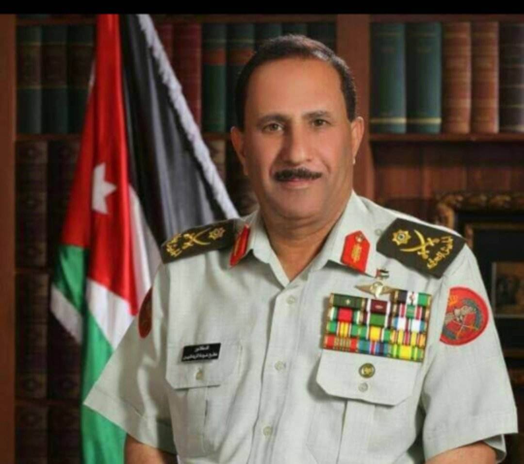 ادارة قطاع الخدمات في الدولة  بالشراكة بين القطاع العام والخاص