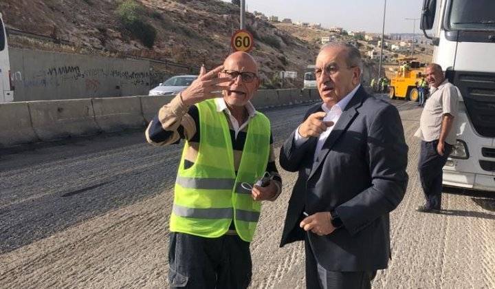أبو السمن يتفقد سير العمل بمشروعي معالجة انزلاق الجعيدية وصيانة جز من طريق عمان  جرش اربد