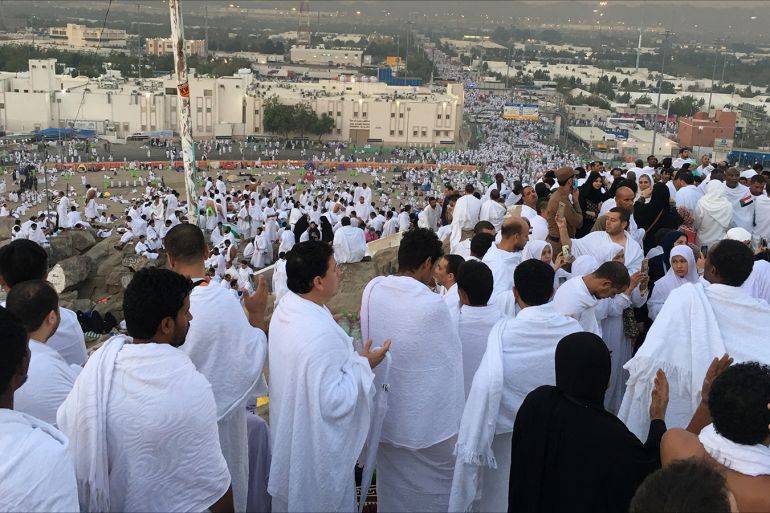 أول رحلة حجاج يمنيين تصل جدة منذ سنوات