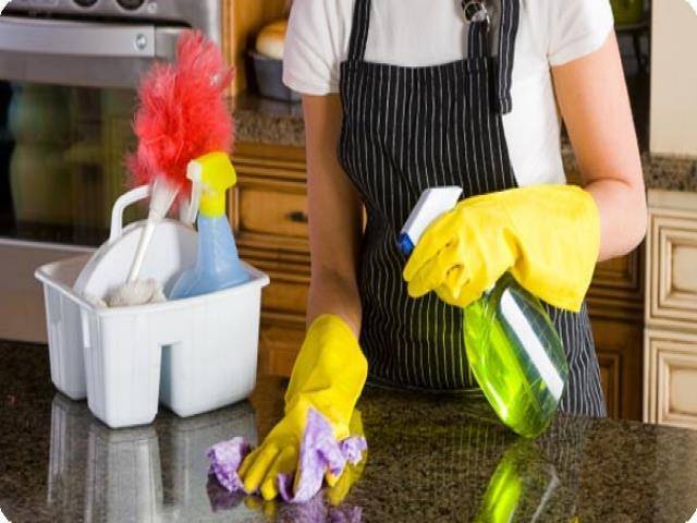سجال بيانات بين مكاتب الاستقدام والعمل