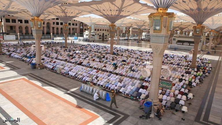 طرق حماية ضيوف الرحمن من حر الصيف في المسجد النبوي