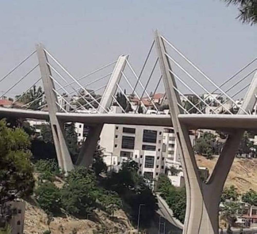العثور على جثة عشريني أسفل جسر عبدون