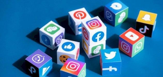 أسباب تراجع المحتوى السلبي على مواقع التواصل