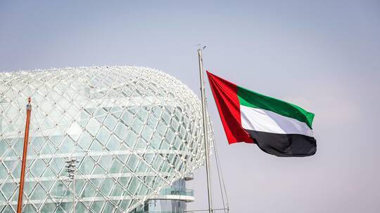 حاكم دبي: الإمارات هي الدولة المفضلة للشباب العربي