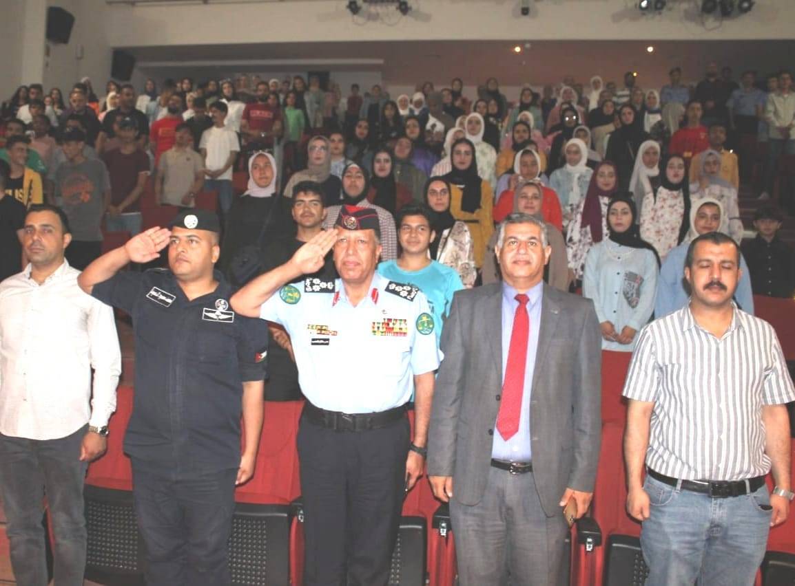 توقيع اتفاقيتين لصالح 90 عاملا في قطاع الكهرباء