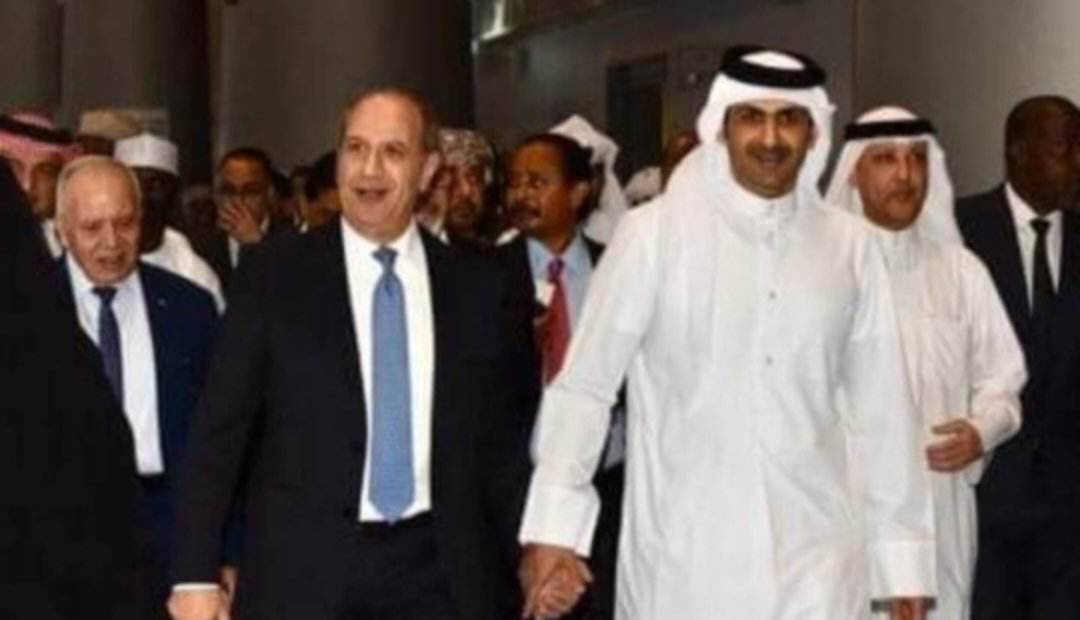 اللوزي يشارك في معرض الكتاب الدولي بالدوحة