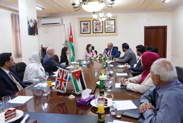 السفيرة البريطانية تزور معان