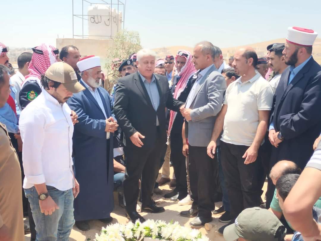 تشييـع جثمـان الرائـد فيصل سالـم سليمان الجبـور ...صور