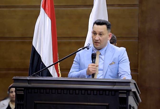 خبير اقتصادي يعدد المكاسب الاقتصادية من انضمام مصر لمجموعة بريكس