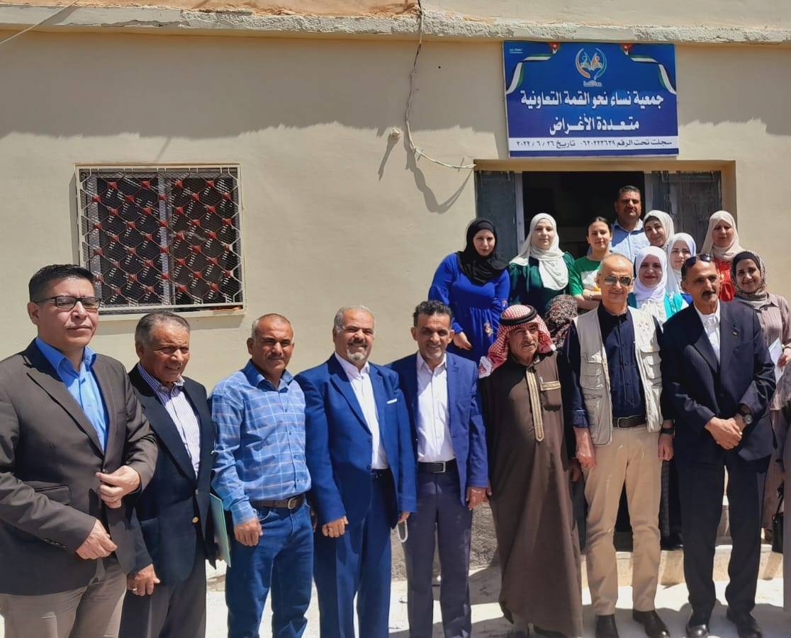 مدير عام المؤسسة التعاونية يفتتح ورشة تدريبية حول دور التعاونيات في الحد من عمالة الأطفال في جمعية نساء نحو القمة التعاونية
