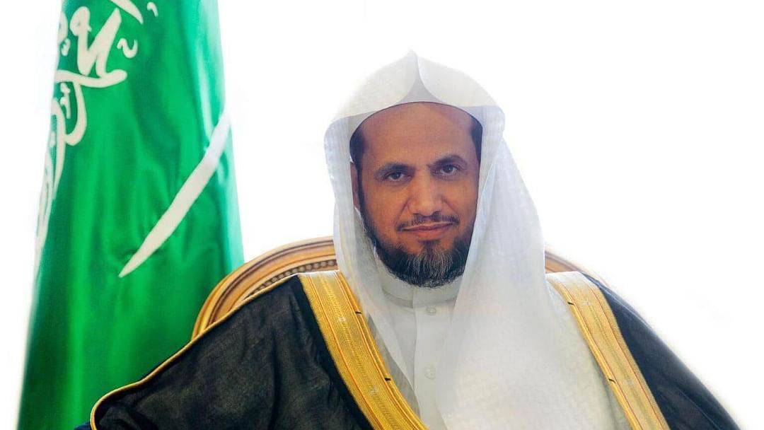 السعودية : النائب العام  يأمر بالقبض على شخصيْن ظَهَرا في مقطع مرئي فيه إساءة لأحد الوافدين