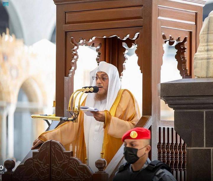 خطيب الحرم المكي: على الحاج أداء الشعائر بالتزام أقوم السبل الموصلة إلى رضوان الله
