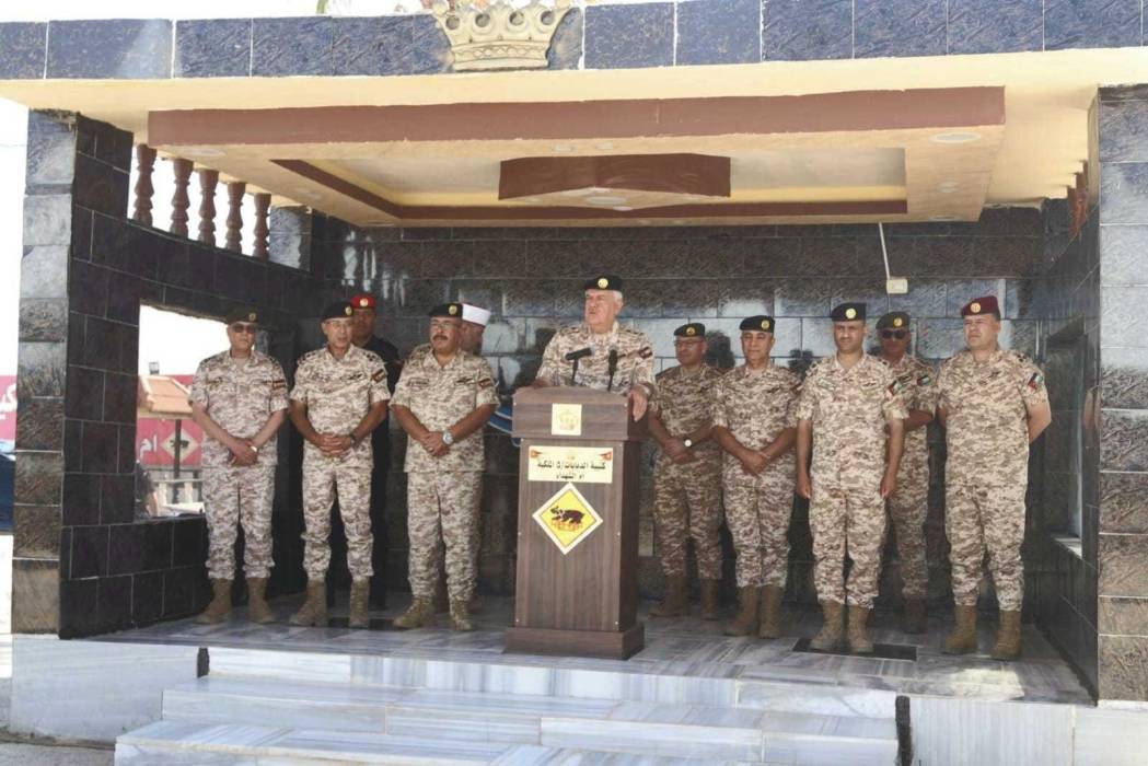 الحنيطي يشارك نشامى القوات المسلحة فرحة ثاني أيام العيد...صور