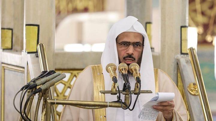 إمام المسجد النبوي يذكّر بهدي النبي الكريم في علو همّة العبادة طوال العام