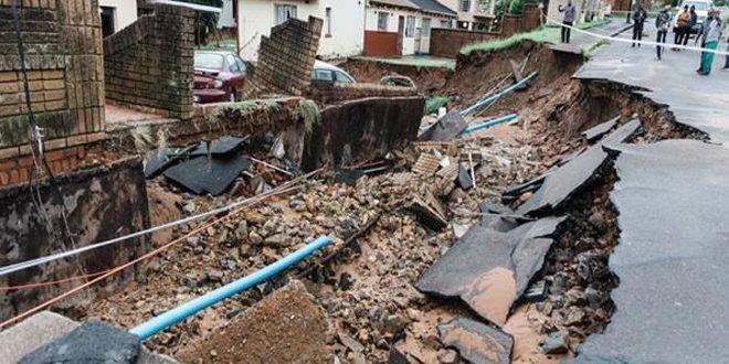 مصرع سبعة أشخاص وفقدان سبعة آخرين جراء الفيضانات في جنوب أفريقيا