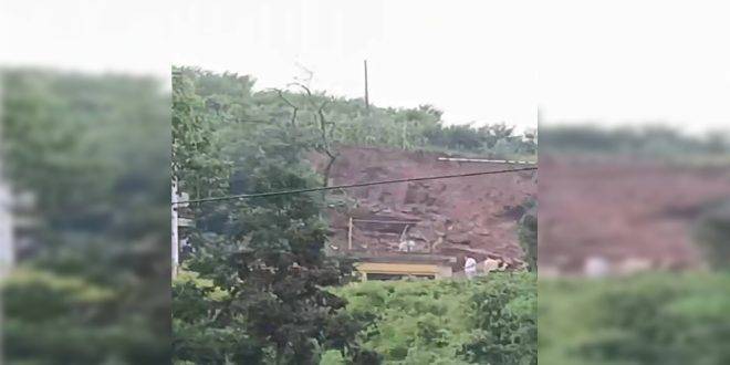 مصرع ستة أشخاص جراء انهيار أرضي في الصين