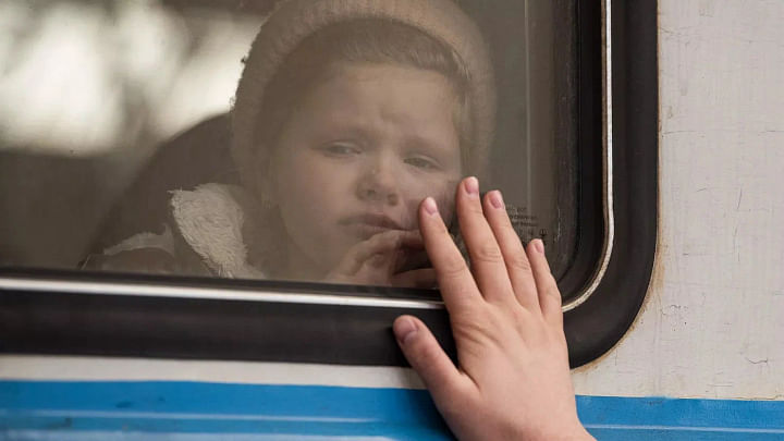 موسكو نقلت 700 ألف طفل من أوكرانيا إلى روسيا