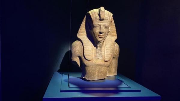 سويسرا تعيد لمصر قطعة من تمثال رمسيس الثاني