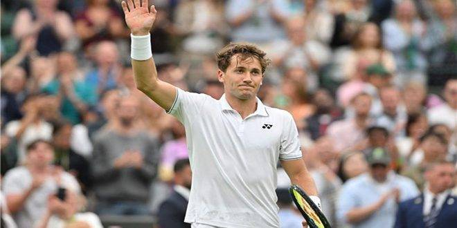 النرويجي رود والتشيكية فوندروسوفا يتأهلان إلى الدور الثاني في بطولة ويمبلدون للتنس