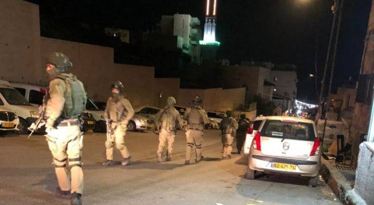 إطلاق نار يستهدف مركبة تابعة لشرطة الاحتلال قرب نابلس