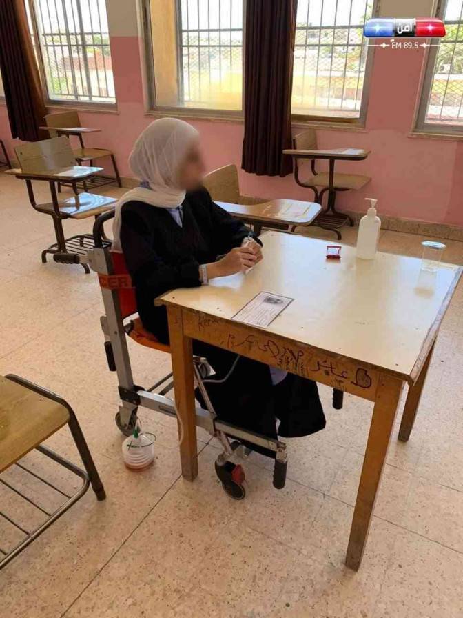 دفاع مدني عجلون يستجيب لاستغاثة والد طالبة توجيهي(صور)