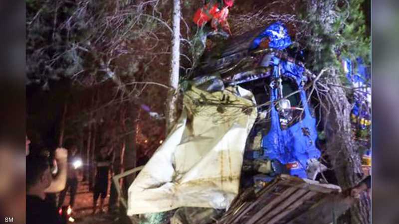 عاجل ... وفاة 16 شخص بينهم نساء وأطفال في حادث سير مروع في حمص