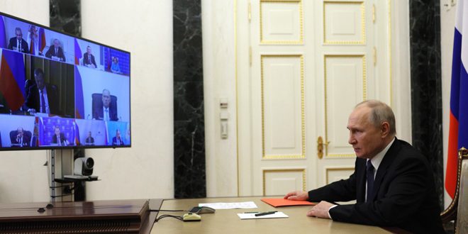 بوتين: موسكو قادرة على التغلب على الصعوبات المحيطة بها