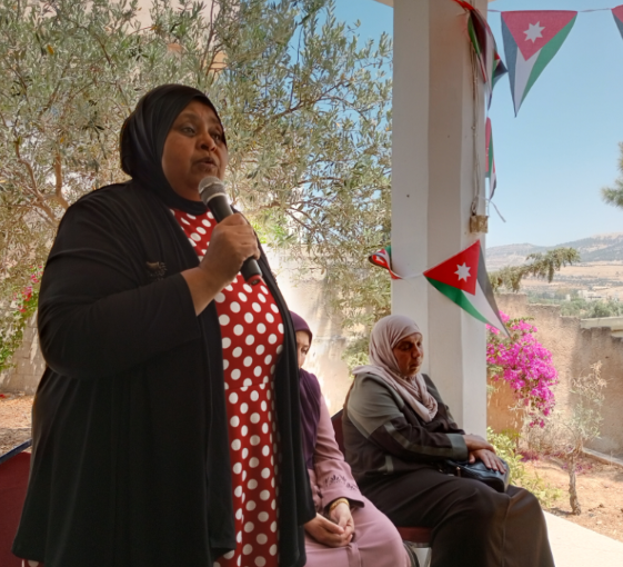 جلسة حوارية في جمعية كرم العطاء الخيريه