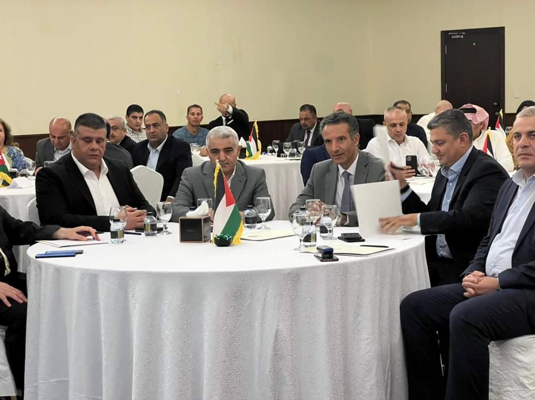 ورشة عمل بالتعاون مع مجلس محافظة العقبة  والزرقاء والعلاقة بين المجلس التنفيذي ومجالس المحافظات..صور