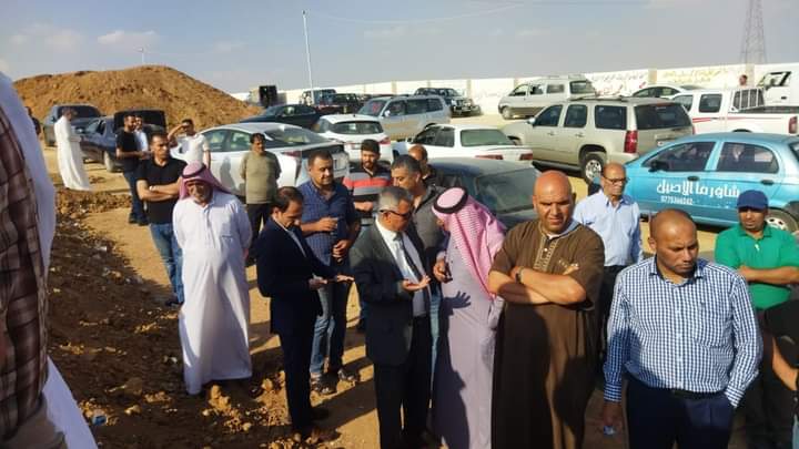 رئيس بلدية مادبا الرواجيح يشارك مواطني واهالي المدينة بجنازة وافد مصري تعذر نقلة الى موطنة _صور