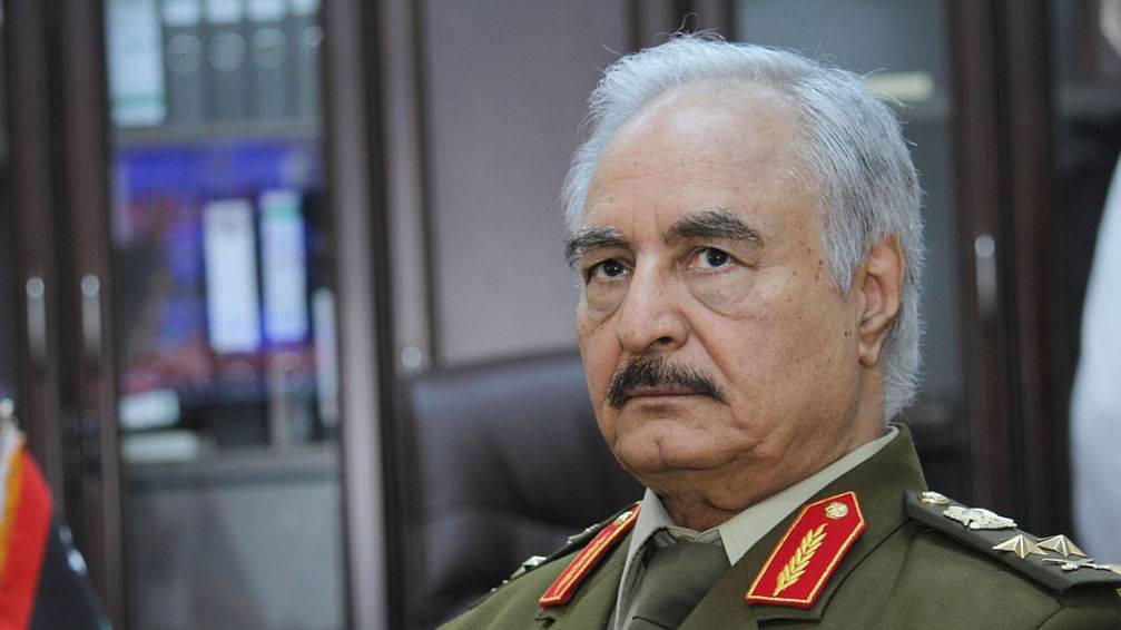 حفتر يتهم البنك المركزي الليبي بإهدار 42 مليار دولار