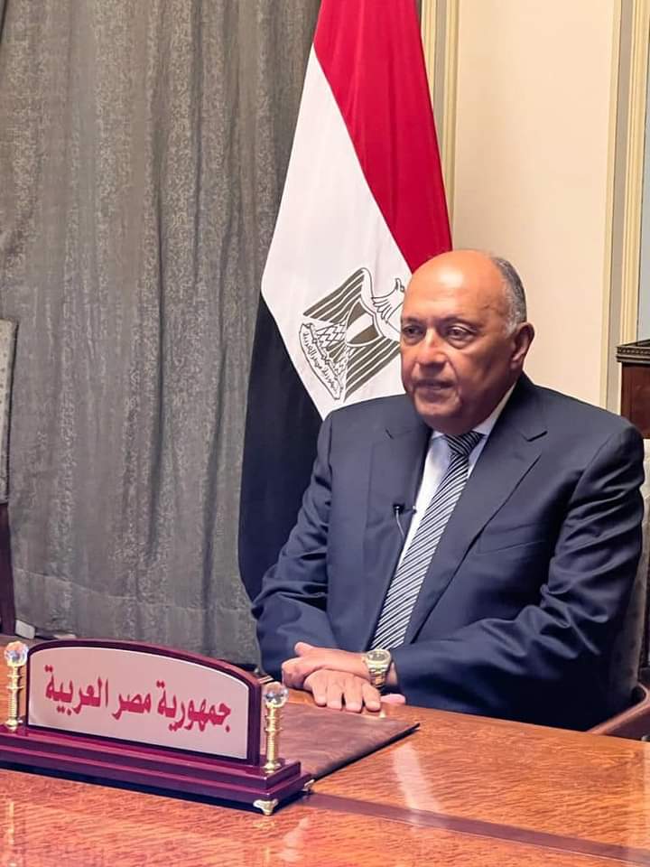 وزير الخارجية المصري يلقي بيان مصر في جلسة النقاش العاجل حول حوادث حرق القرآن الكريم، التي عقدها مجلس حقوق الإنسان التابع للأمم المتحدة