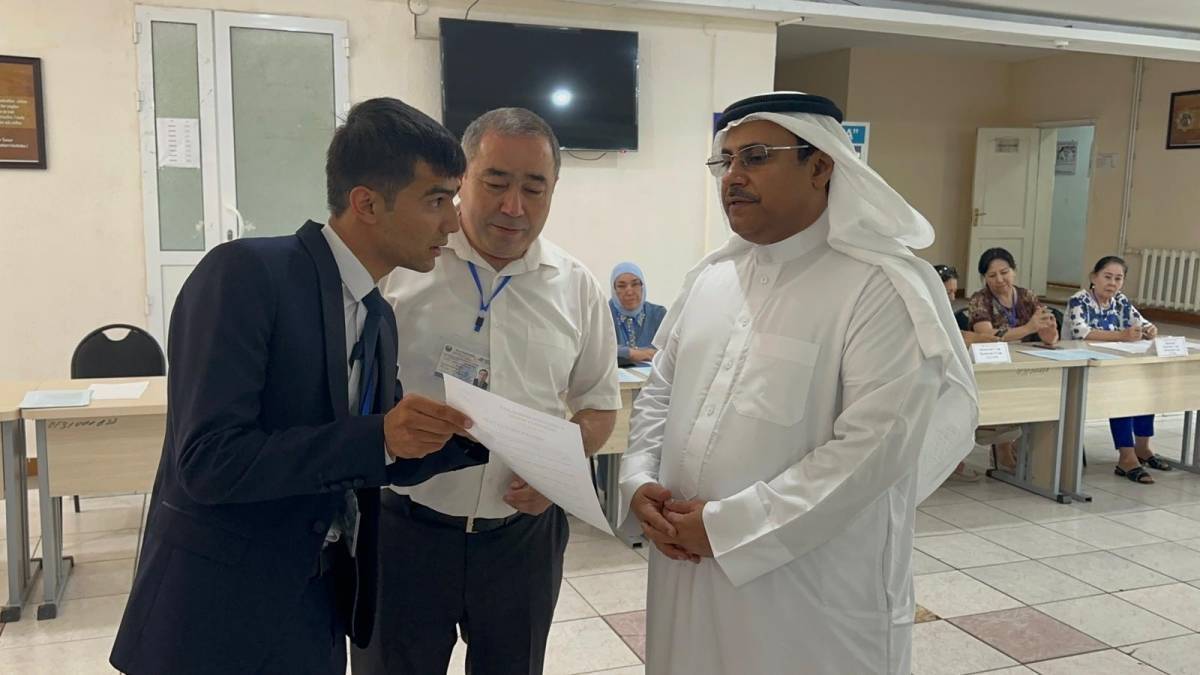 رئيس البرلمان العربي يشارك كمراقب دولي في الانتخابات الرئاسية المُبكرة في جمهورية أوزبكستان، ويشيد بنزاهة العملية الانتخابية