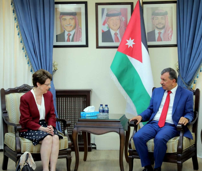البرلمانية الأردنية اليونانية تبحث والسفيرة تياناكي تعزيز العلاقات الثنائية