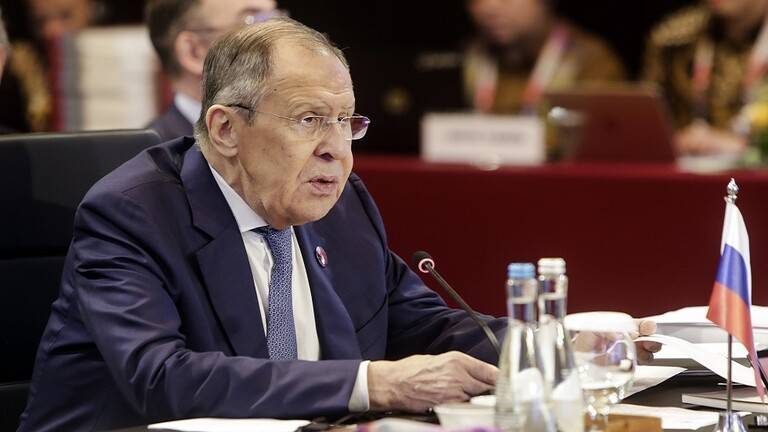 لافروف يشيد بآفاق تعاون روسيا وآسيان في مجال الأمن الغذائي